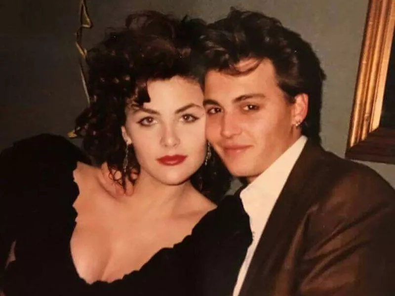 Sherilyn Fenn and Johnny Depp