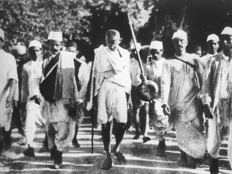 gandhi salt march