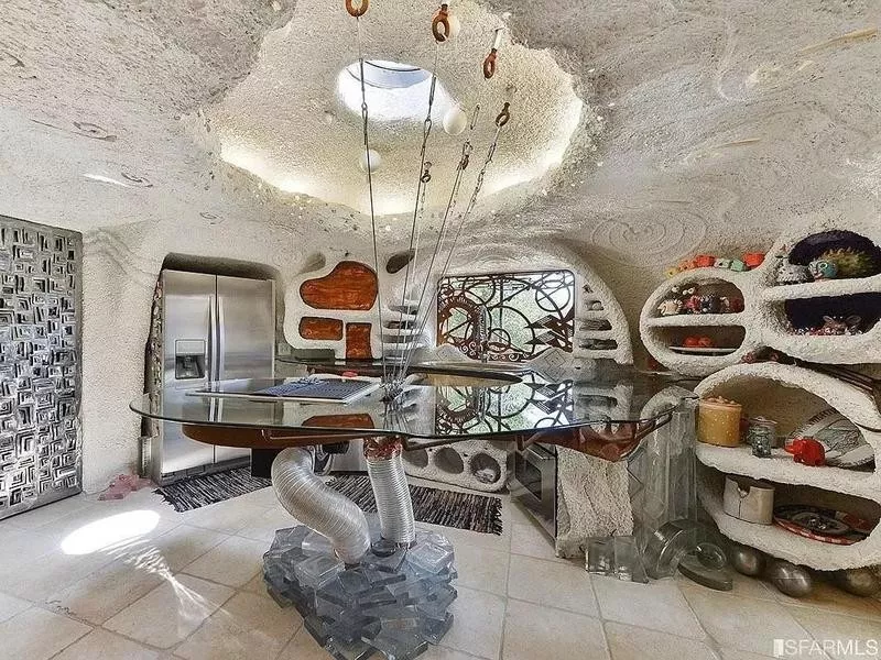 Flintstone house in California